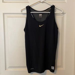 🐝 Nike pro Dryfit tank top